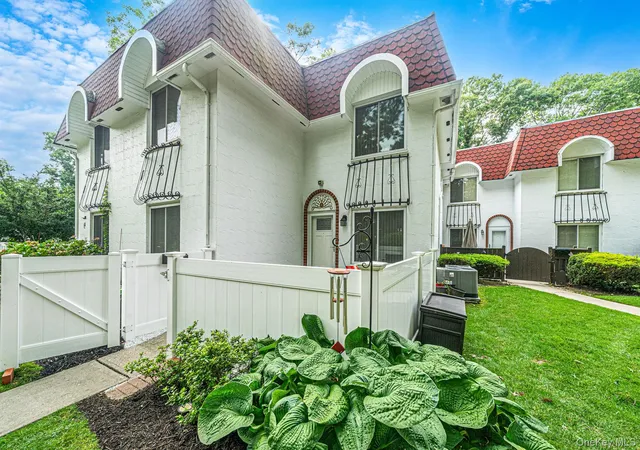 401-birchwood-rd-brookhaven-ny-11763/hzid_78be219b