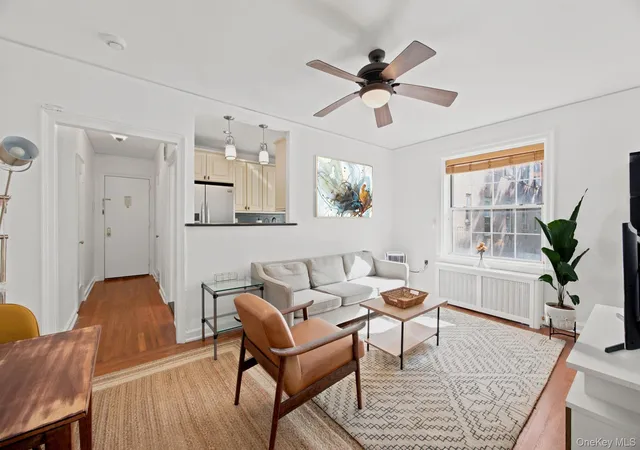 51-34-30th-avenue-4p-new-york-ny-11377/hzid_7336f3e7