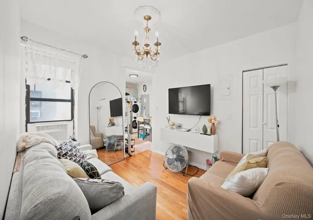 350-s-4th-street-4f-new-york-ny-11211/hzid_2dc8c298