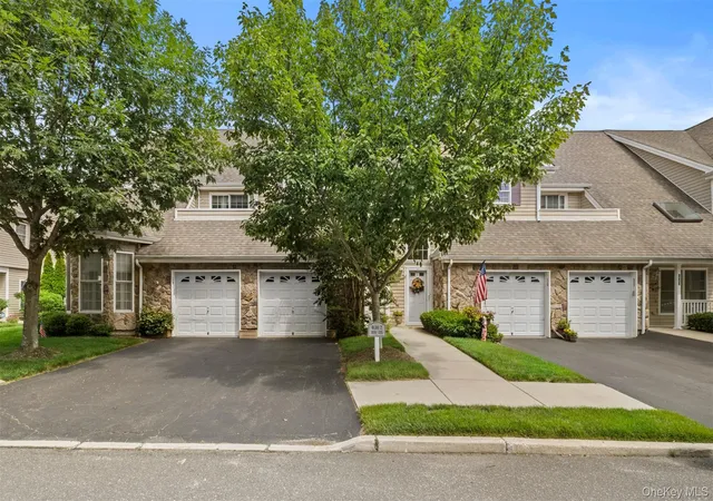 110-joseph-ln-huntington-ny-11746/hzid_f921b7f3