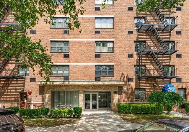 153-25-88th-street-1n-new-york-ny-11414/hzid_1cca06f0