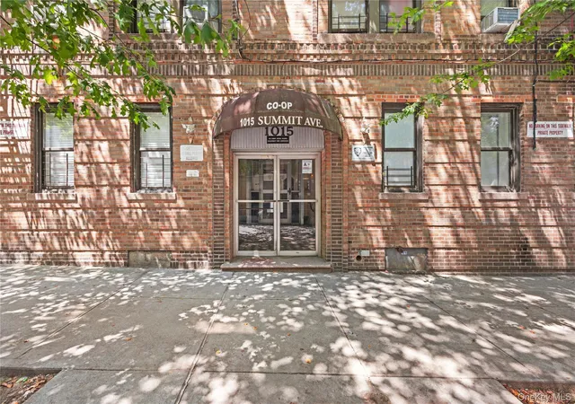1015-summit-ave-4a-new-york-ny-10452/hzid_250cfc6b