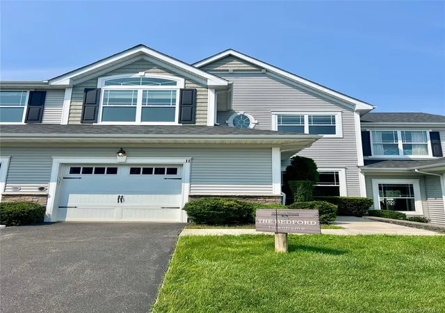 11-willow-ter-11-brookhaven-ny-11727/hzid_3fa8d2bf