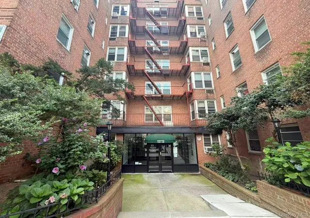 143-40-41-avenue-4h-new-york-ny-11355/hzid_fecbadad
