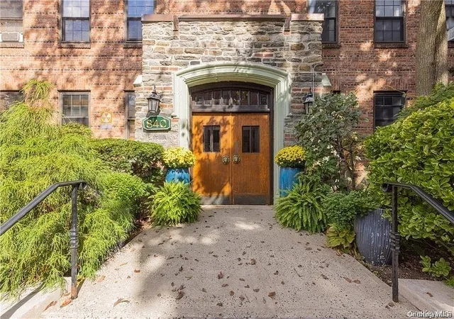 840-bronx-river-rd-3b-yonkers-ny-10701/hzid_78097855