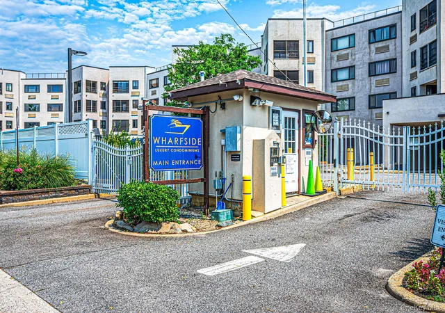 725-miller-130-hempstead-ny-11520/hzid_8b8b9959