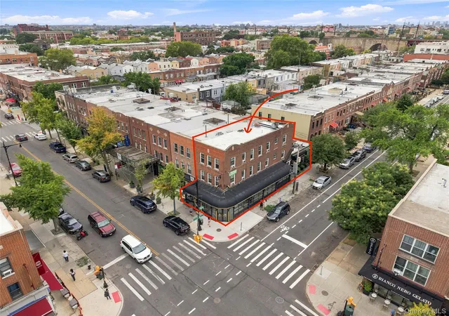 35-02-ditmars-blvd-new-york-ny-11105/hzid_0abc29af
