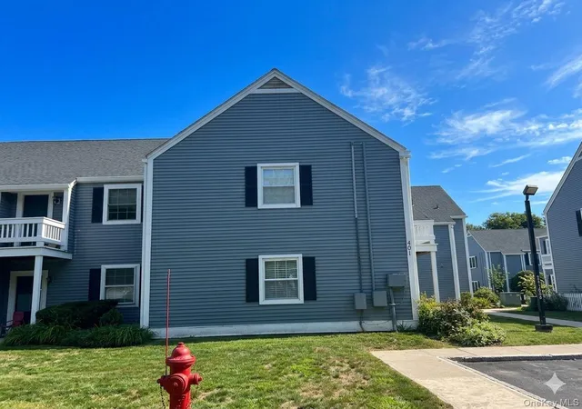 401-commons-wy-d-fishkill-ny-12524/hzid_2028a2cc