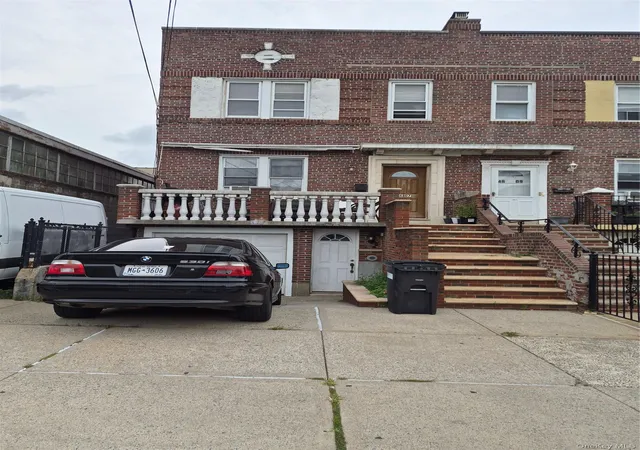 4607-28th-avenue-new-york-ny-11103/hzid_302062e5
