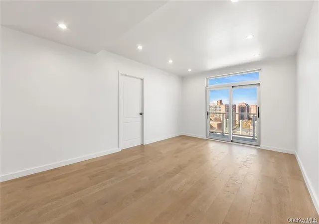 9729-64th-road-7e-new-york-ny-11374/hzid_d4d807b8