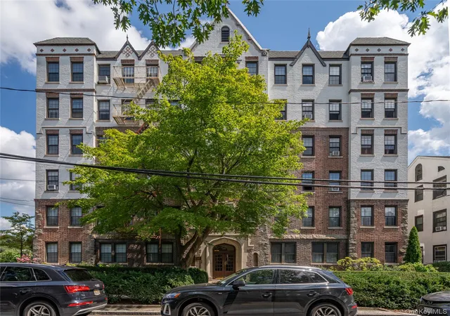 100-parkway-rd-4d-eastchester-ny-10708/hzid_f706ffdf