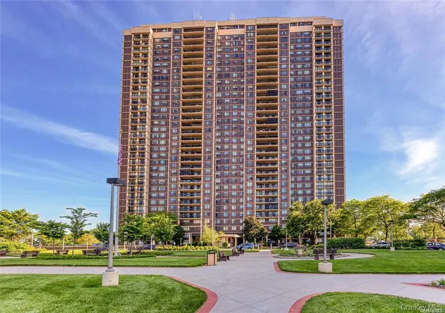 27010-grand-central-pkwy-32e-new-york-ny-11005/hzid_04530c82