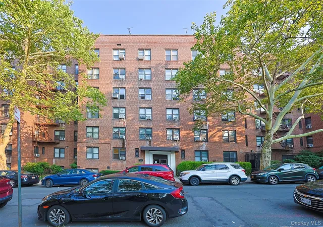 102-32-65th-avenue-b13-new-york-ny-11375/hzid_2187fbcc