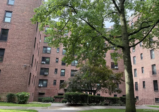 83-85-woodhaven-blvd-4f-new-york-ny-11421/hzid_600f52d2