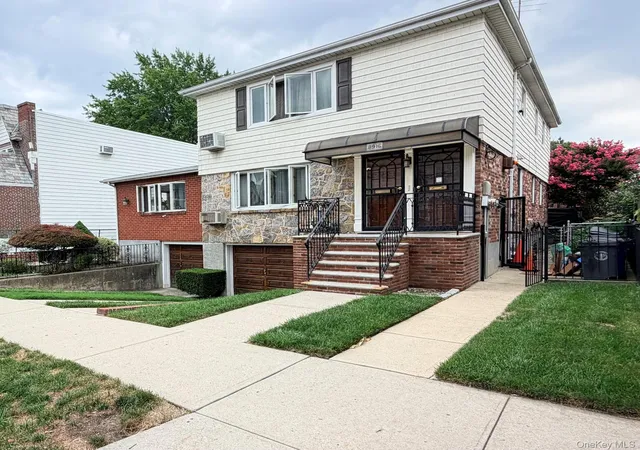89-16-doran-ave-new-york-ny-11385/hzid_863a08b9