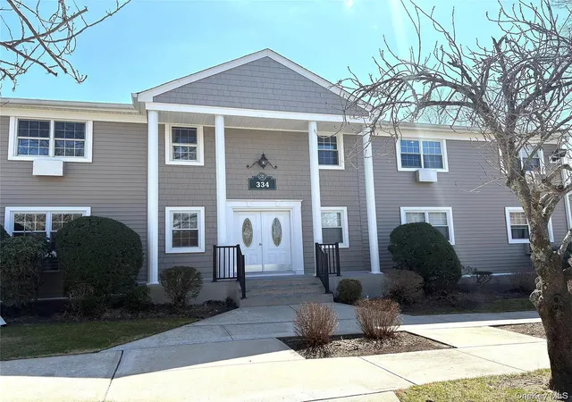 328-lakeland-ave-4d-islip-ny-11782/hzid_91c6cd91