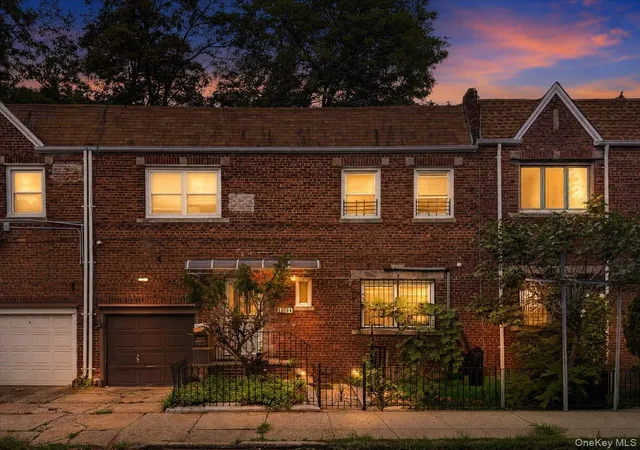 1384-e-16th-street-new-york-ny-11230/hzid_26017ebc