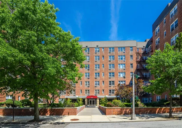 2-sadore-ln-4h-yonkers-ny-10710/hzid_eb5581d3