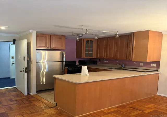 301-e-75th-st-5j-new-york-ny-10021/hzid_d2104183