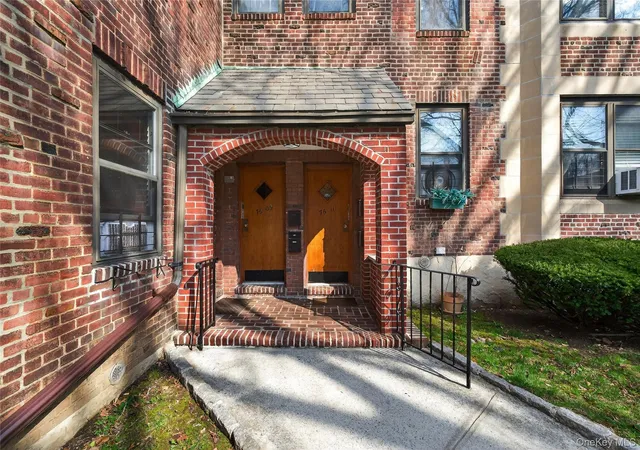 7611-ditmars-blvd-2-new-york-ny-11370/hzid_5a2bebac