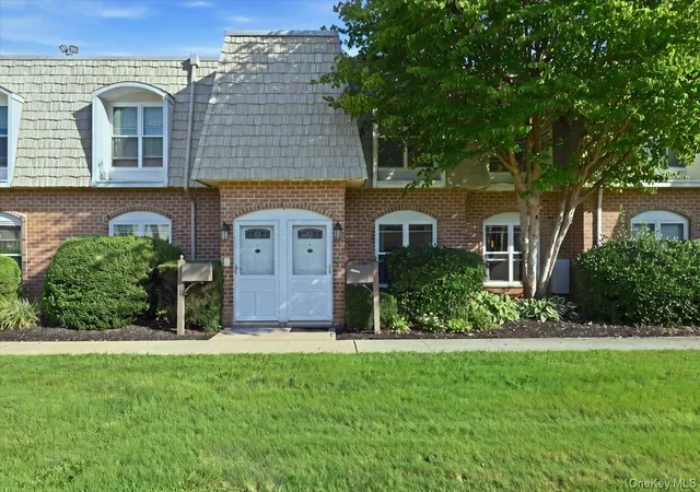 175-main-ave-167-babylon-ny-11798/hzid_4358527f
