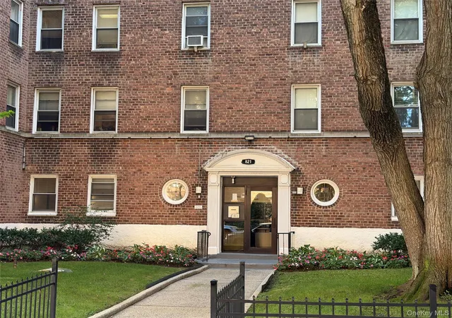 821-bronx-river-rd-bg-yonkers-ny-10708/hzid_e1e2b2a8
