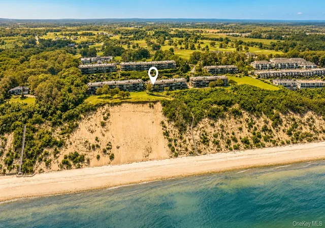 401-fox-hill-dr-401-riverhead-ny-11933/hzid_1d959fe5