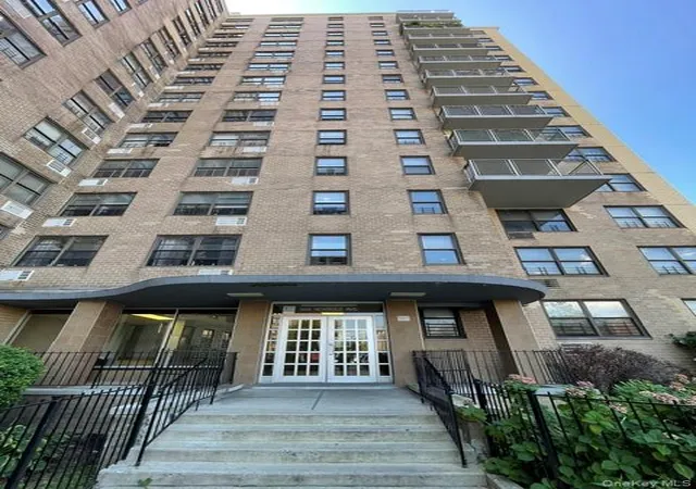 1966-newbold-ave-1004-new-york-ny-10472/hzid_45b572e9