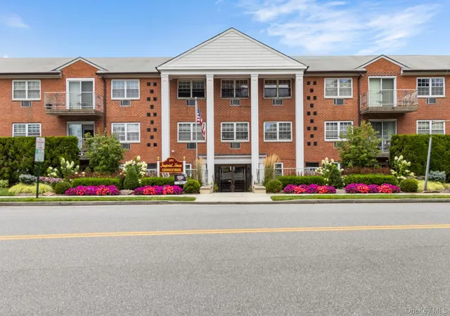 250-n-village-ave-b-hempstead-ny-11570/hzid_d3980250