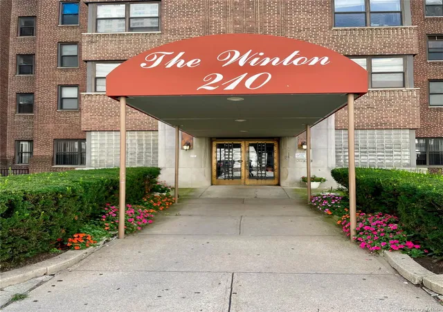 210-martine-ave-5d-white-plains-ny-10601/hzid_0087fe58