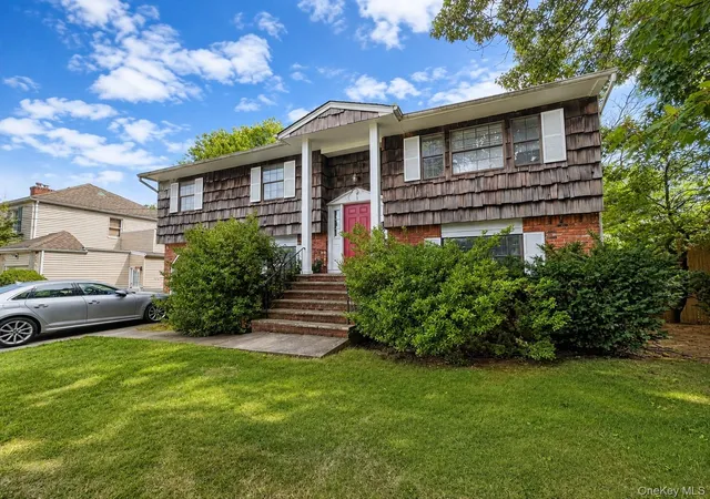 7-roberts-ln-hempstead-ny-11516/hzid_ca78b32f