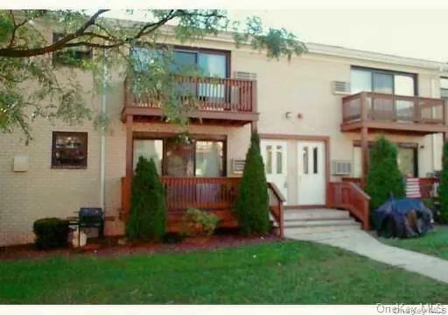 220-sneden-pl-220-ramapo-ny-10977/hzid_2ecc8d5a
