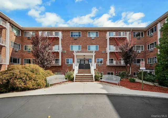 838-pelhamdale-rd-1c-new-rochelle-ny-10801/hzid_feefd2ff