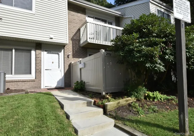 211-springmeadow-dr-j-islip-ny-11741/hzid_668f2d4b