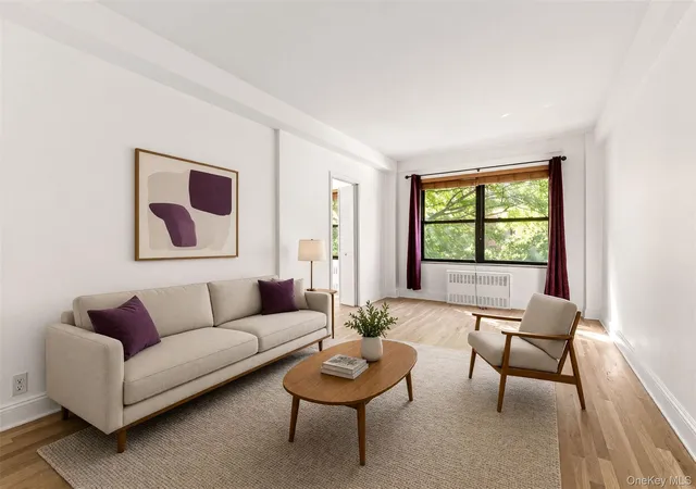 99-40-63-road-1e-new-york-ny-11374/hzid_360b1964