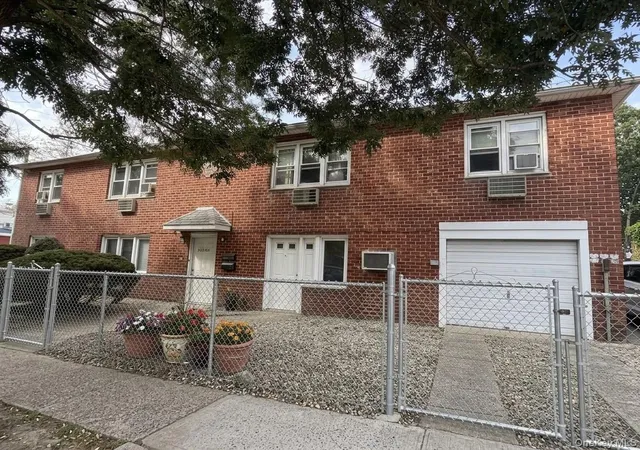 222-03-braddock-ave-new-york-ny-11428/hzid_9eb251ad