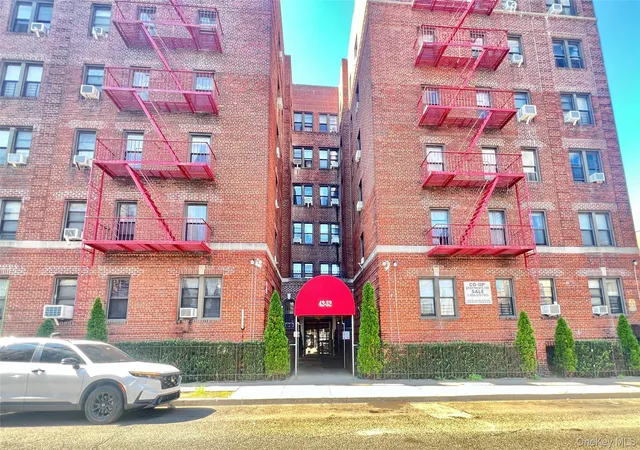 42-52-layton-st-5c-new-york-ny-11373/hzid_d6ca96c3