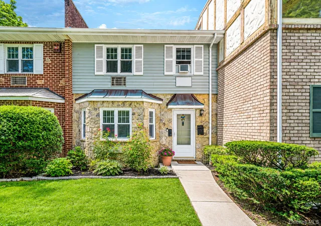 11-glen-holw-dr-d7-brookhaven-ny-11742/hzid_38b11452