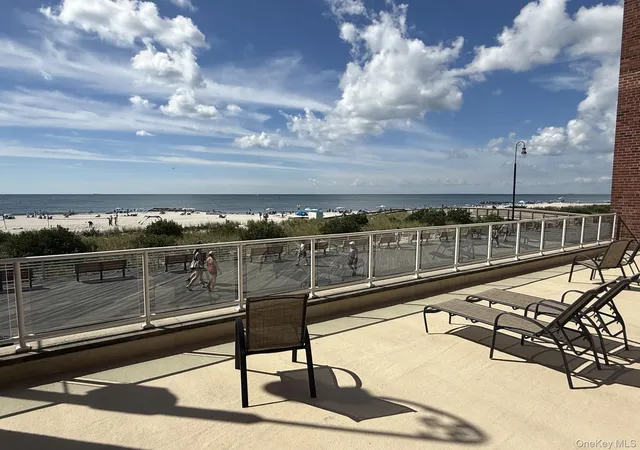 370-w-broadway-5k-long-beach-ny-11561/hzid_cab1718e