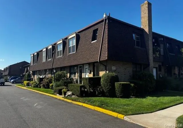 331-mariners-way-babylon-ny-11726/hzid_27db08f5