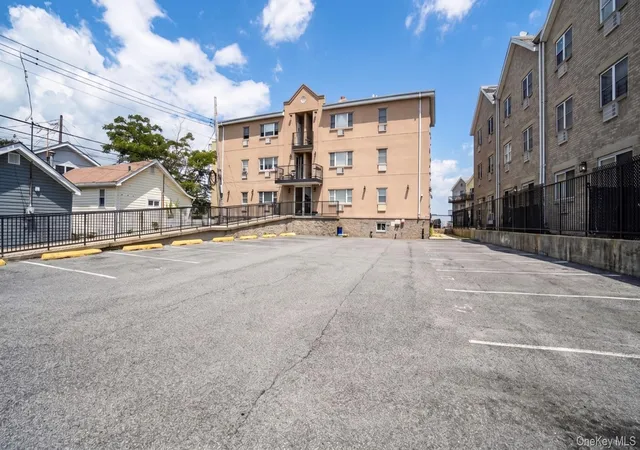 24-pennyfield-ave-2c-new-york-ny-10465/hzid_ebd179ae