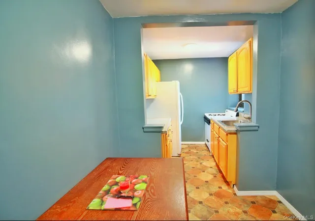 8830-182nd-street-3e-new-york-ny-11423/hzid_64b2c6d7