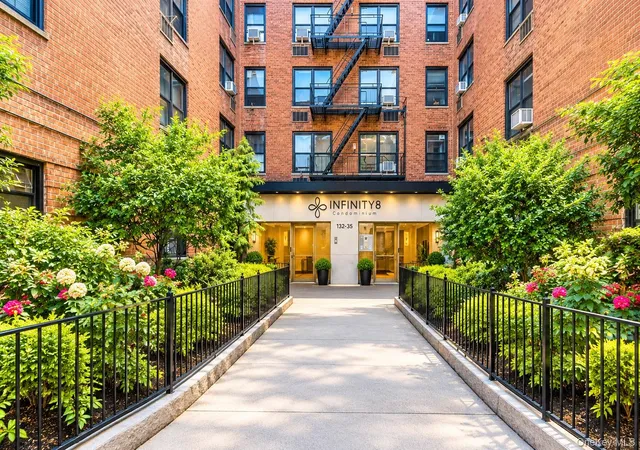 132-35-sanford-ave-5r-new-york-ny-11355/hzid_f17fea48