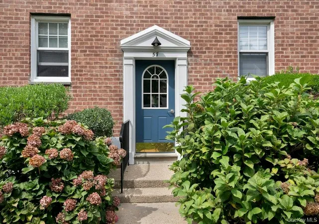 57-columbus-ave-2b-harrison-ny-10604/hzid_5739e37a