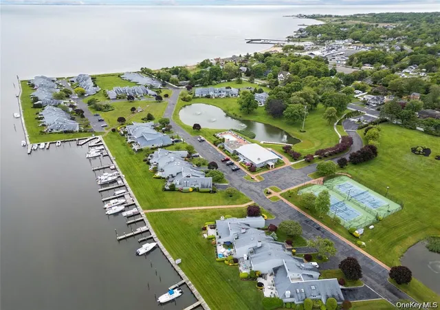 34-harbour-brookhaven-ny-11715/hzid_974de4d3