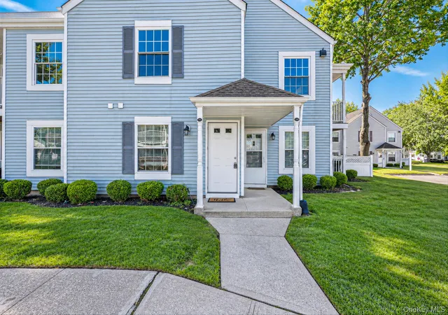 147-fairview-cir-147-brookhaven-ny-11953/hzid_15fece1b