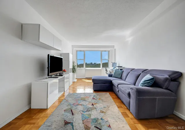 2400-johnson-ave-4g-new-york-ny-10463/hzid_66bf2968
