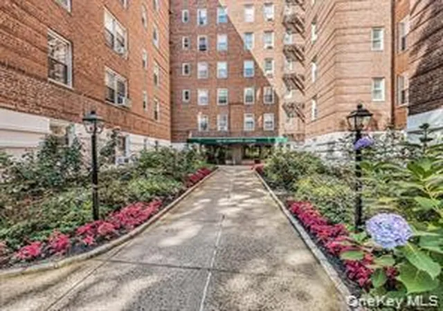 247-parkview-ave-6p-yonkers-ny-10708/hzid_97b5eec9