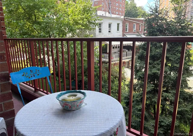 315-w-232nd-street-2m-new-york-ny-10463/hzid_60d7aa46