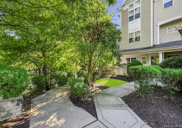 111-highridge-ct-peekskill-ny-10566/hzid_3b2d92ce